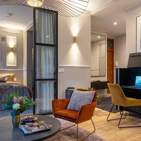 Luxury Getaway - One-bedroom W Fireplace 公寓 赫尔辛基